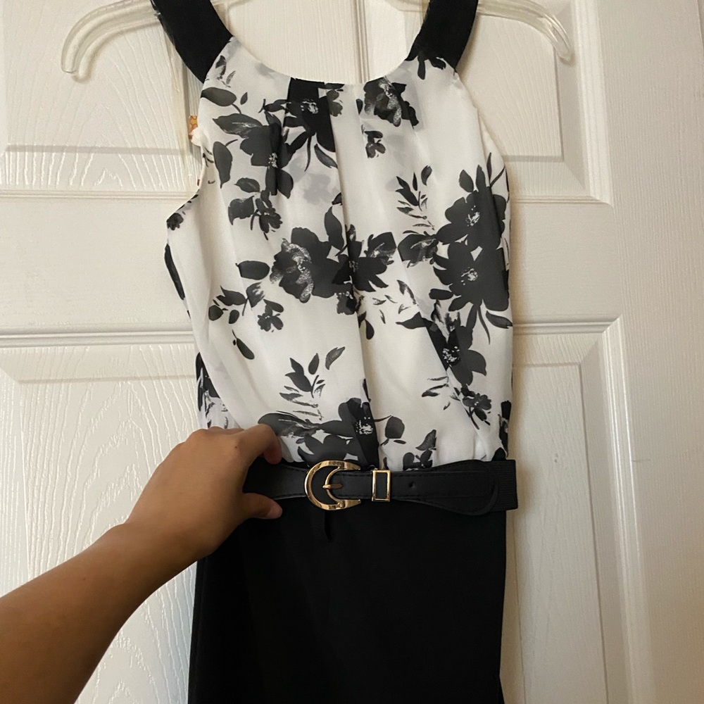 Flower pattern dress - Picture 2 of 4